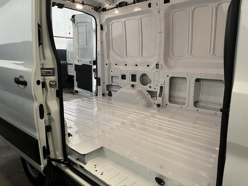 Imagen 4 de 6 de Alquilamos Camionetas, 4x4 Y 4x2 Solo Empresas