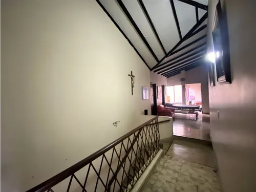 Venta Casa De 200mts2, En Colseguros, Sur De Cali, 11117