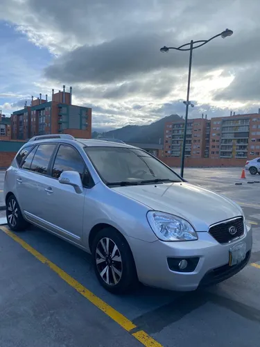 Kia Carens 2.0 Rondo Ex