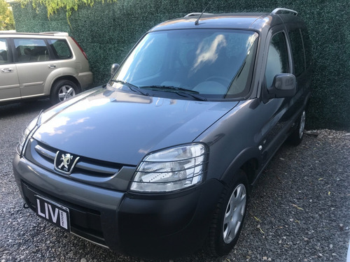 Peugeot Partner Patagonica Hdi 1.6 Vtc Año 2015 - Liv Motors