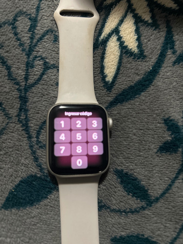Apple Watch Serie 8 45mm (Usado)