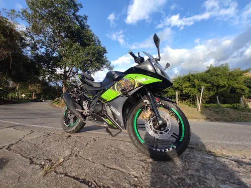 Moto Yamaha R15 V2 Edicion Especial