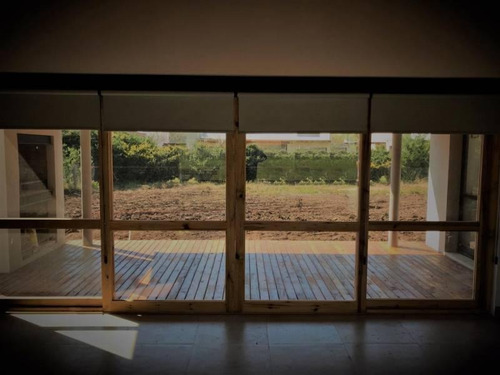 Imagen 10 de 24 de Venta - Casa En Barrio La Cuesta - Bayugar Negocios Inmobiliarios