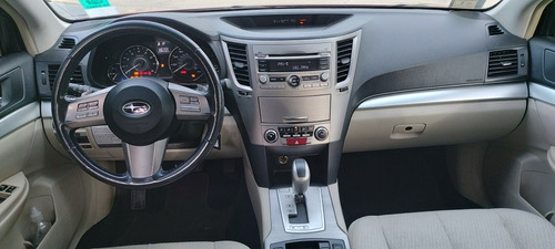 Imagen 6 de 6 de Subaru Outback 2.5 Awd 6mt Xs 173cv 2011