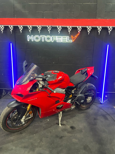 Ducati Panigale V4s