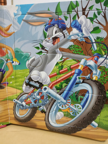 Libro ¡jugamos Con Los Looney Tunes! -usado- Con 6 Puzzles (Usado)