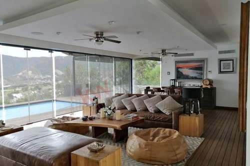 Imagen 2 de 13 de Casa En Renta En Valle De Bravo Con Vistas Panoramicas