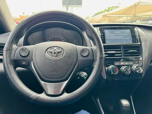Toyota Yaris 1.5 Core At Sedan Cvt