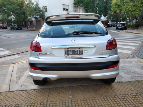 Peugeot 207 1.9 Sedan Xs 2009