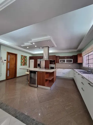 Casa En Venta En El Parral. Dl