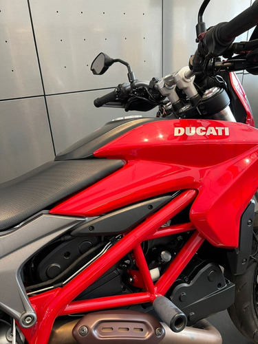 Imagen 7 de 13 de Ducati Hypermotard 821