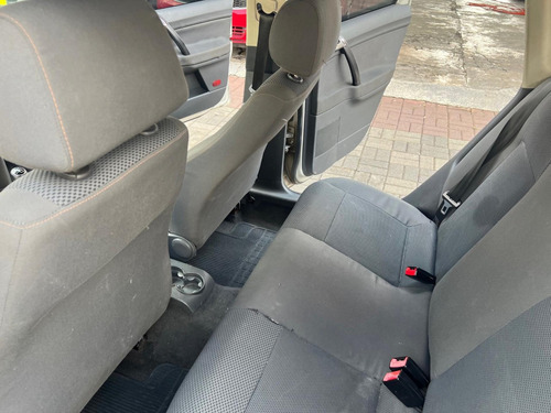 Imagem 7 de 12 de Polo Sportline 1.6 Mi Total Flex 8v 5p