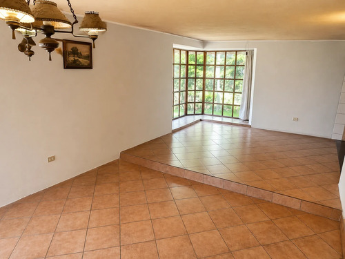 Parcela De 5100m2 Con Casa 5d 2b Potencial Comercial Comalle