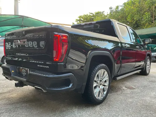 GMC Sierra 6.2 Denali Dvd At