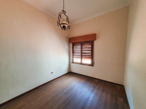 Imagen 14 de 14 de Chalet En Venta En Castelar Sur