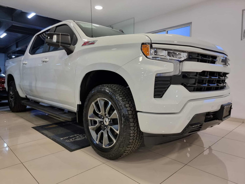 Chevrolet Cheyenne 5.3 Doble Cab Rst 4X4 At