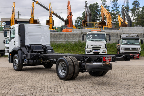 Vw 18.210 Robust 4x2 Zero Km No Chassi E Ar Condicionado