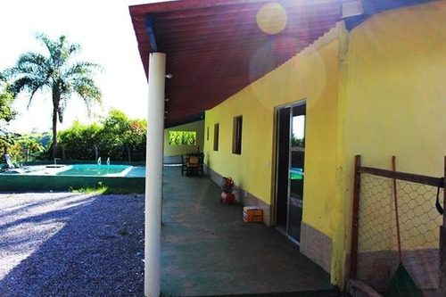 Imagem 10 de 27 de Alugo (arrendo)sitio C Lago Pra Pesqueiro, C 3 Casas C Piscina E Churrasqueira