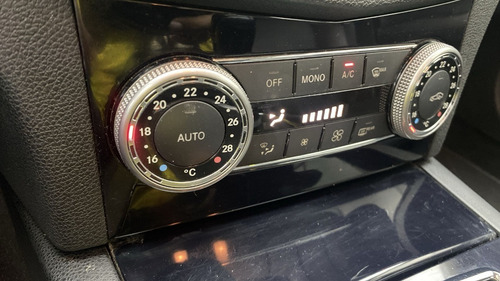 Imagen 22 de 25 de Mercedes Benz Clase C180 Kompressor