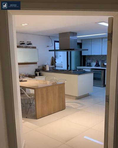 Imagem 9 de 15 de Apartamento Na Melhor Localização Do Alphaville! - Ap00148 - 34134749
