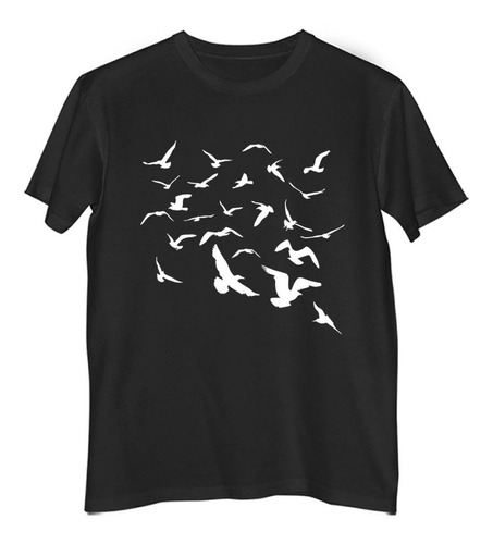 Remera Hombre Color Gaviotas Volando Juntas Vector