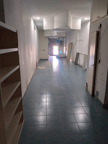Imagen 2 de 7 de Local + Departamento A La Venta
