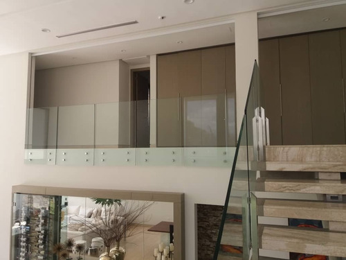 Imagen 17 de 27 de Adriana Atienzo Vende | Moderna Casa En Urb. Guaparo (foc-559)
