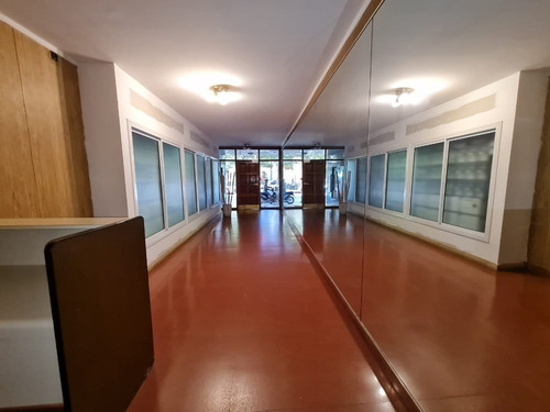 Departamento 2 Ambientes A La Calle