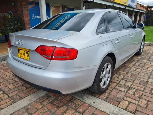 Audi A4 Comfort 1.8cc At Aa
