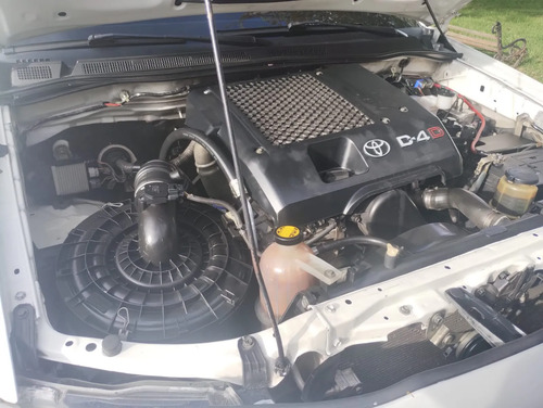 Toyota Hilux 3.0 Srv 163 hp