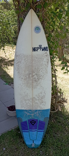 Tabla De Surf Neptuno 5.10 X 20, En Buenas Condiciones.