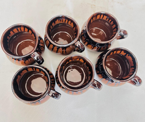 Set De Tazas De Barro