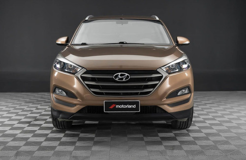 Imagen 2 de 25 de Hyundai Tucson Gl Sport - Motorland Permuto / Financio