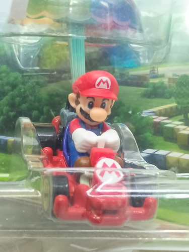 Hot Wheels Mario Kart - Mario - Pipe Frame + Parachute Rojo