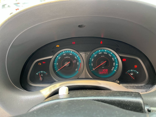 Chevrolet S-10 2.4 MPFI EXECUTIVE 4X2 CD 8V