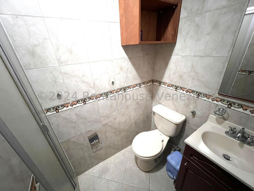 Apartamento En Alquiler, Las Mercedes #25-5812