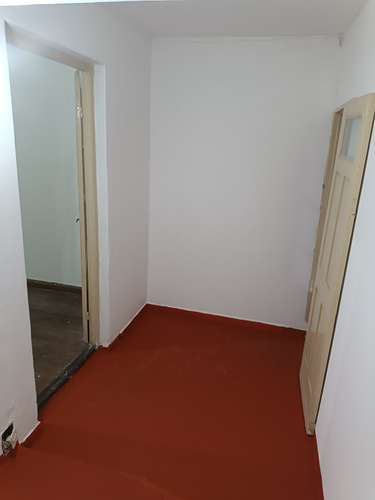 Alquilo Casa 1 Dorm 1/2, Pérez Castellanos.