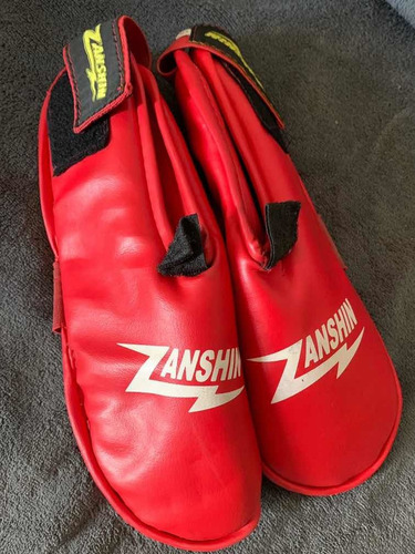 Equipamento De Karatê - Kumite | Protetor Para Pés Zanshin