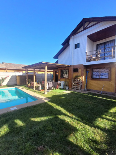 Acogedora Casa En Condominio Villa Los Jardines Algarrobo