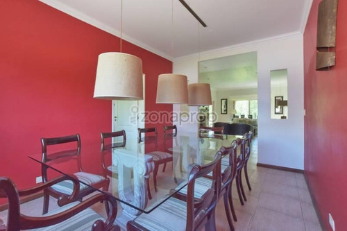 Imagen 5 de 27 de Lindisima Casa Con Mucha Luz Natural Sobre Espectacular Lote Interno De 1.372 M2