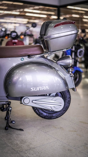 Imagen 16 de 17 de (moto Eléctrica) Sunra New Vespa Litio Siambreta Ciclomotor
