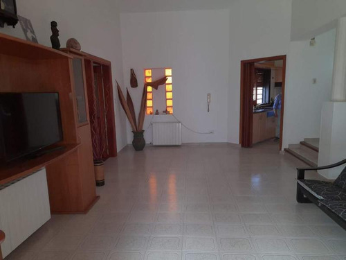 Casa En Venta, Oportunidad, Potencial Comercial Granja De Funes, Zona Norte, Córdoba