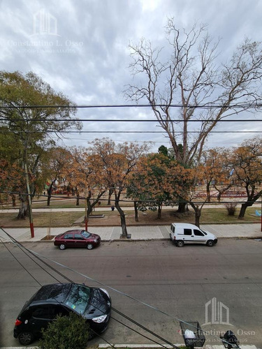 Imagen 2 de 30 de Casa - Venta - Lanus Este - Con Mucho Potencial