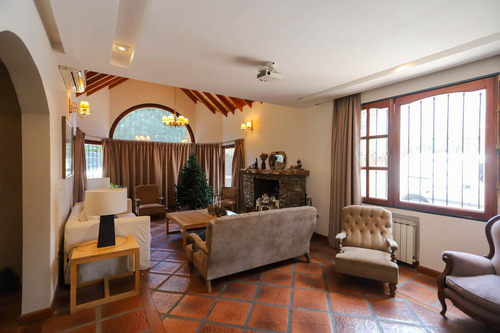 Casa En El Palomar
