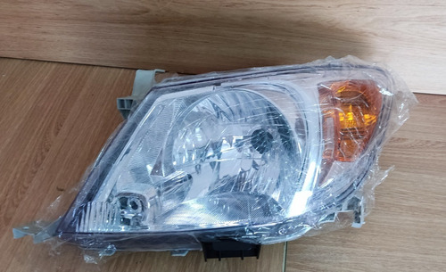 Faro Delantero Izquierdo Toyota Hilux 2006-2008