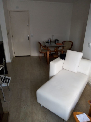 Imagem 11 de 14 de Apartamento À Venda Na Rua Máximo João Kopp, Santa Cândida, Curitiba - Pr - Liv-15020