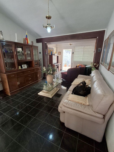 En Venta Casa En El Pueblo De San Antonio