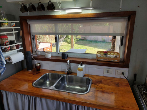 Alquiler Temporario Casa 1 Dormitorio, Con Parrillero Techado Y Jardín En Punta Negra
