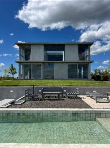 Casa En Venta En El Naudir, Escobar, G.b.a. Zona Norte