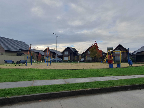Casa Alto Lomas Mirasur. Temuco (97690)